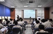 施展“员工学校”平台优势，抓好新版GMP普及事情