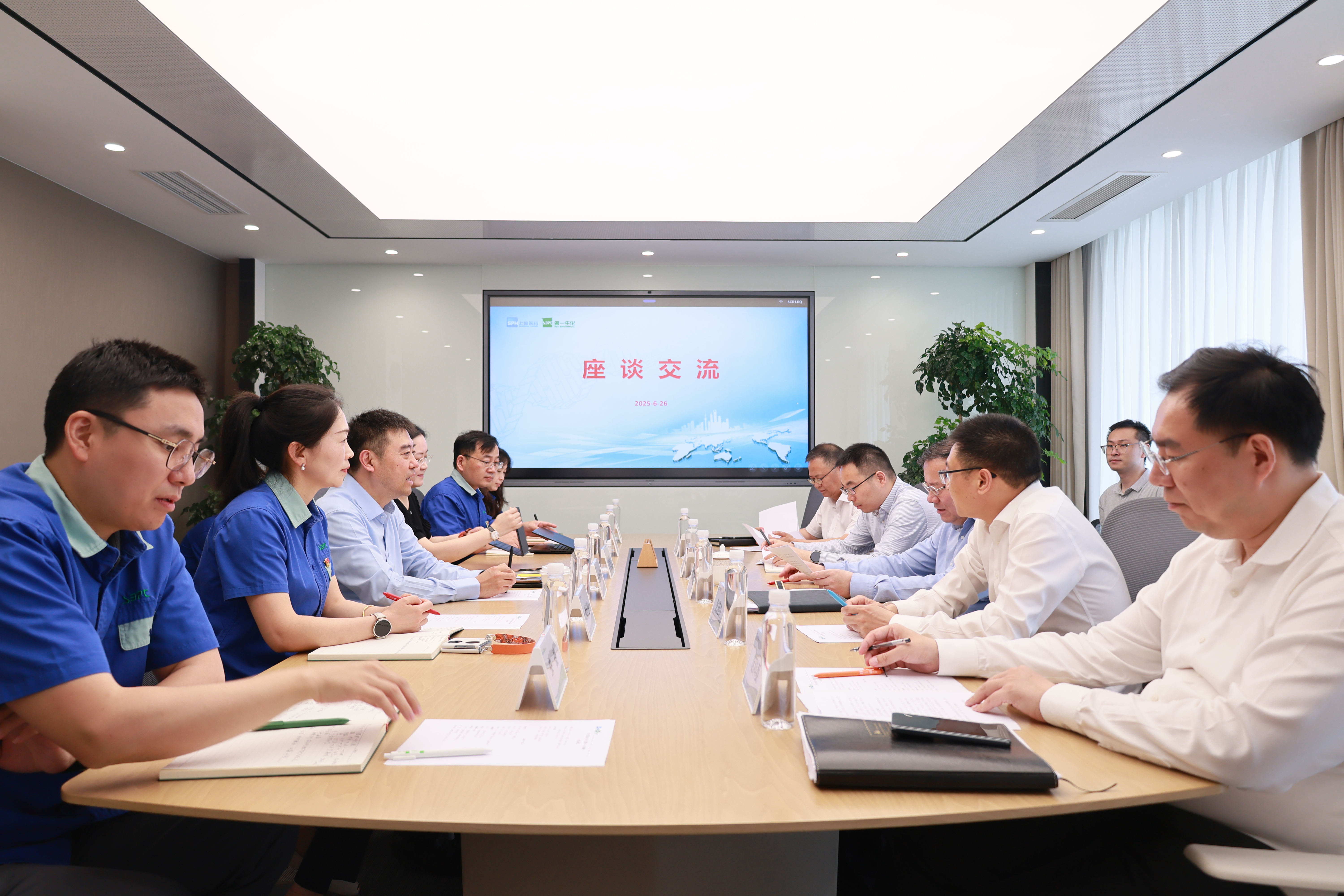 闵行区委副书记、署理区长吴强一行调研千亿国际